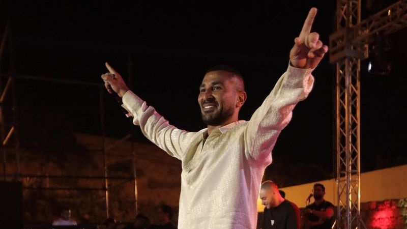 نقابة المهن الموسيقية بمصر تطالب الفنان احمد سعد بالاعتذار رسميا